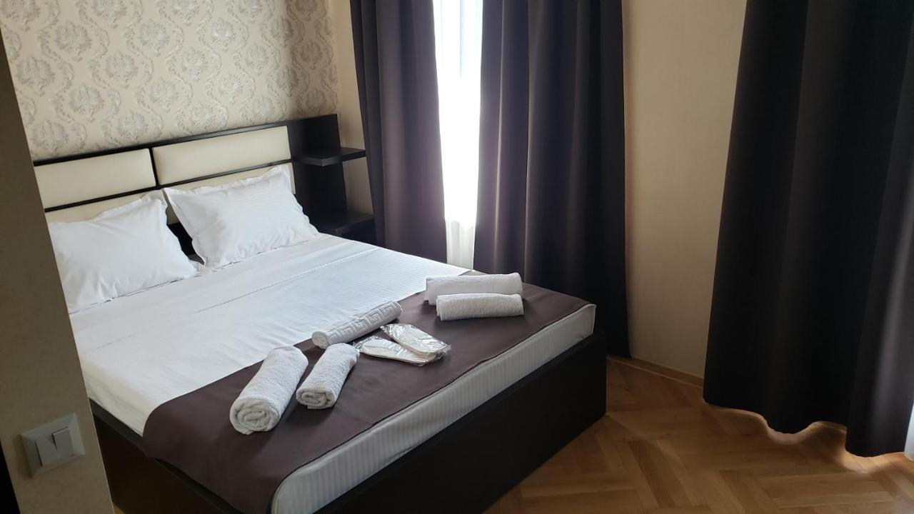 Family Guest House Тбилиси Экстерьер фото