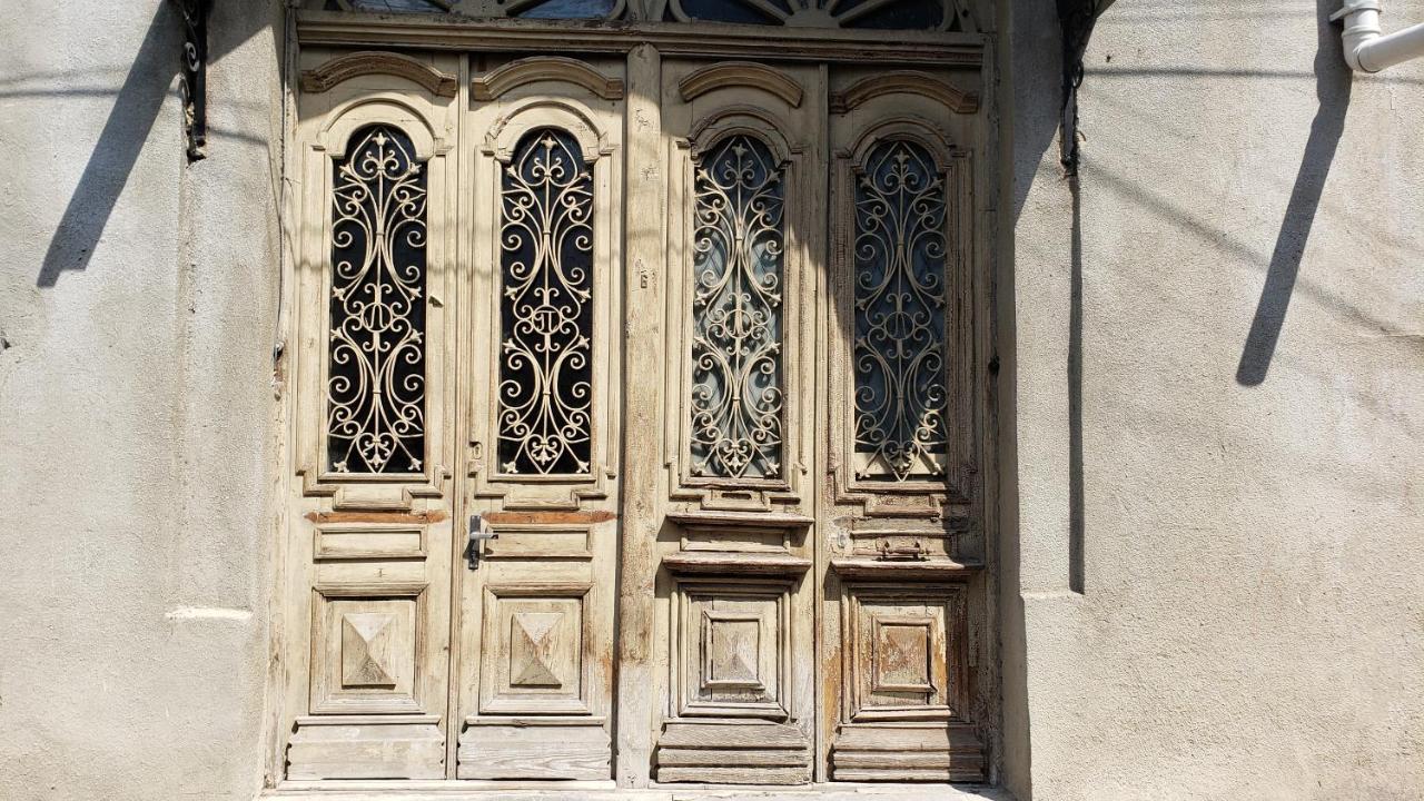 Family Guest House Тбилиси Экстерьер фото
