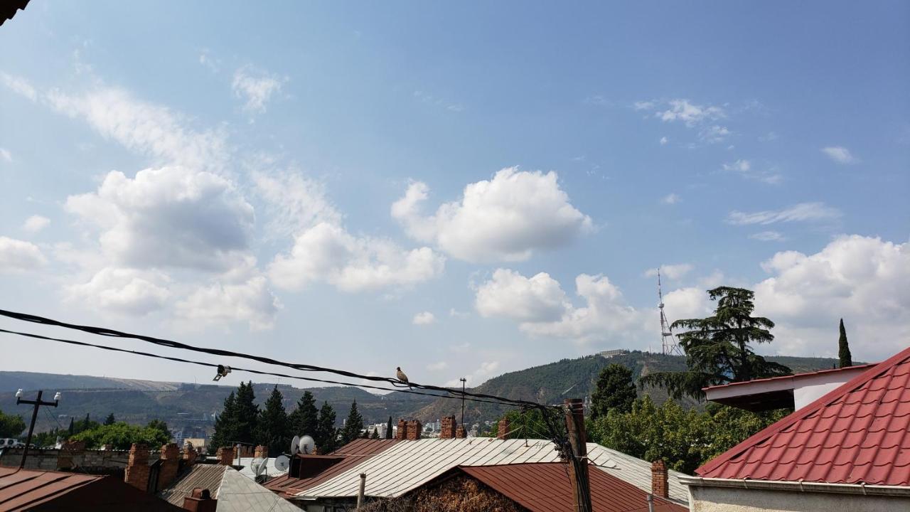 Family Guest House Тбилиси Экстерьер фото