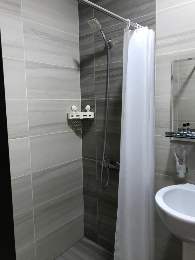 Family Guest House Тбилиси Экстерьер фото
