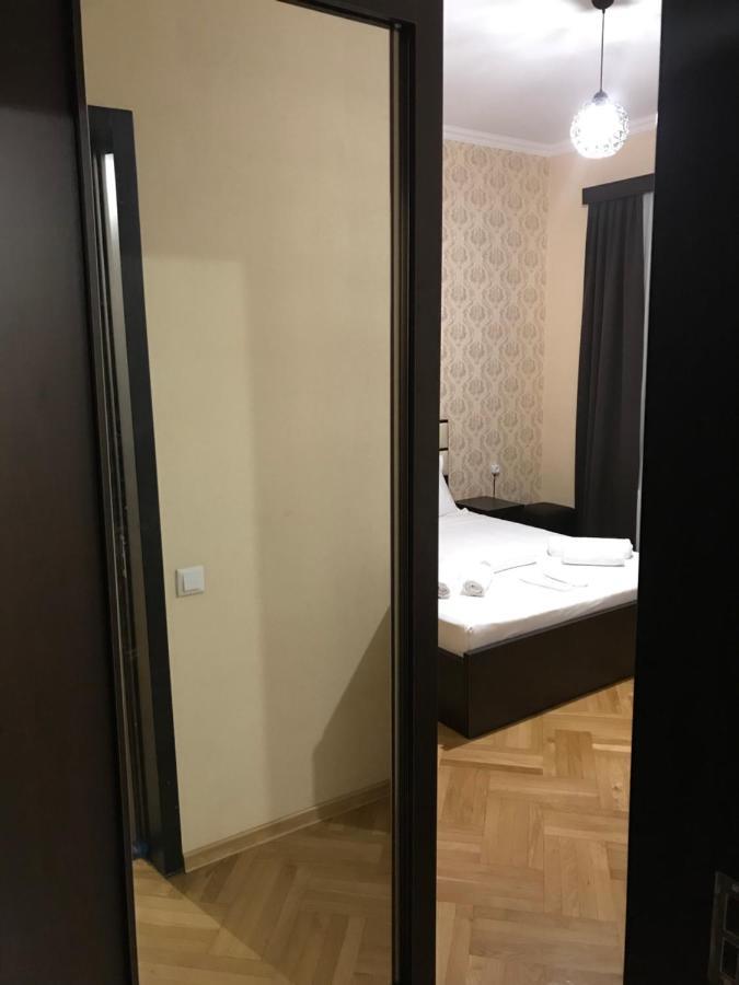 Family Guest House Тбилиси Экстерьер фото