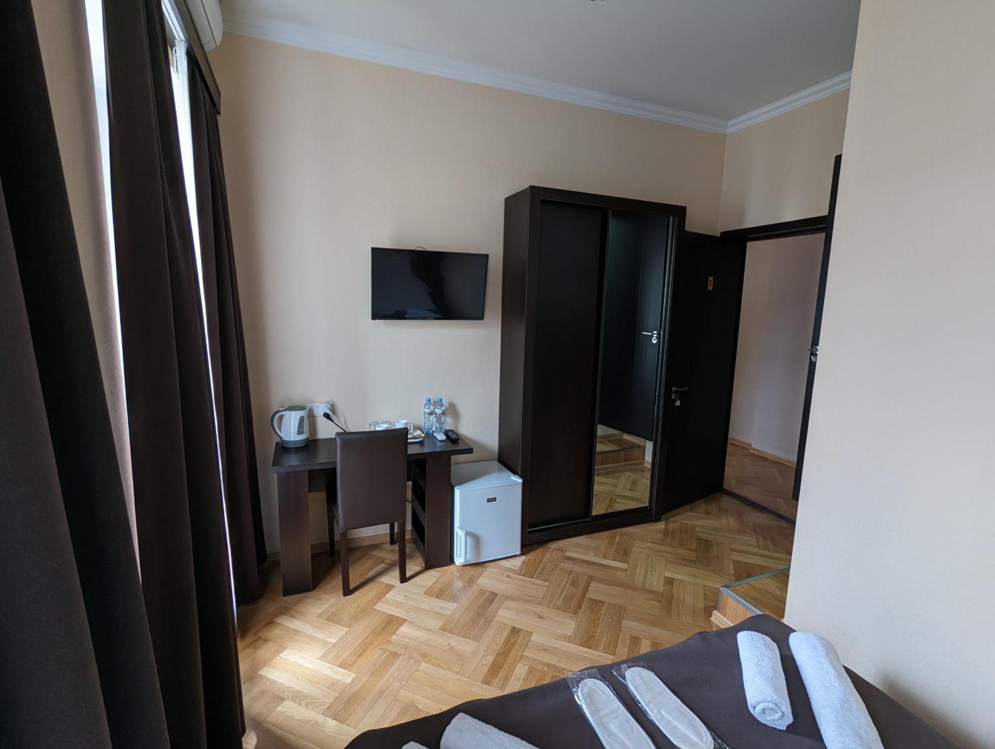 Family Guest House Тбилиси Номер фото